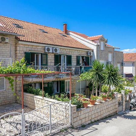 Apartments And Rooms With Parking Space Supetar, Brac - 5658 Eksteriør bilde