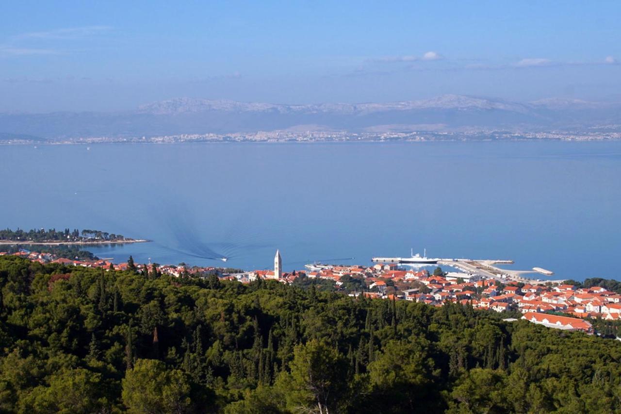 Apartments And Rooms With Parking Space Supetar, Brac - 5658 Eksteriør bilde