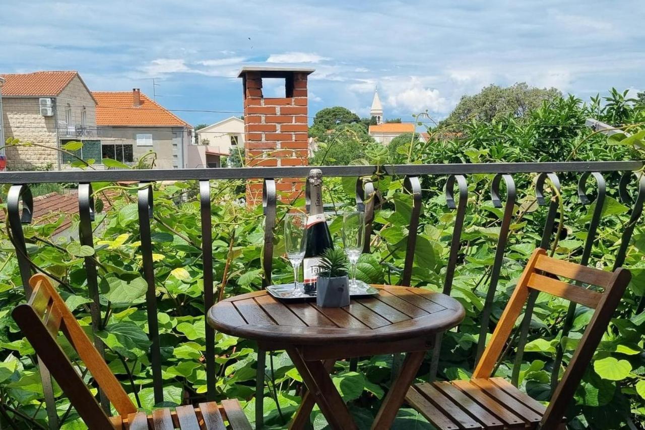 Apartments And Rooms With Parking Space Supetar, Brac - 5658 Eksteriør bilde